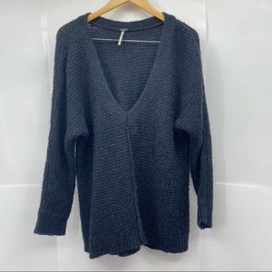 Free People Dark Gray Wool Blend V-Neck Sweater Size Small